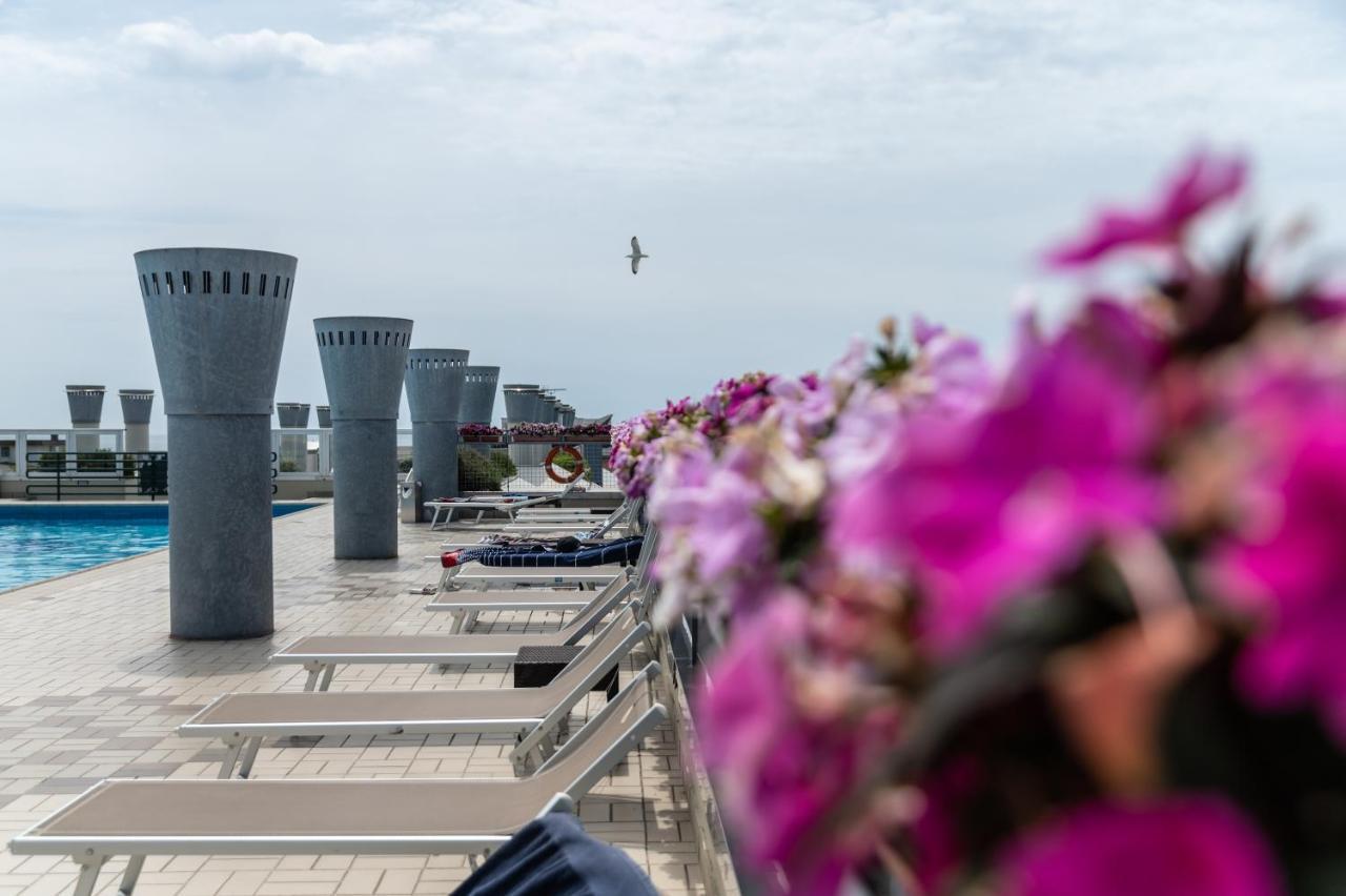 Residenza Delle Terme Lägenhet Bibione Exteriör bild