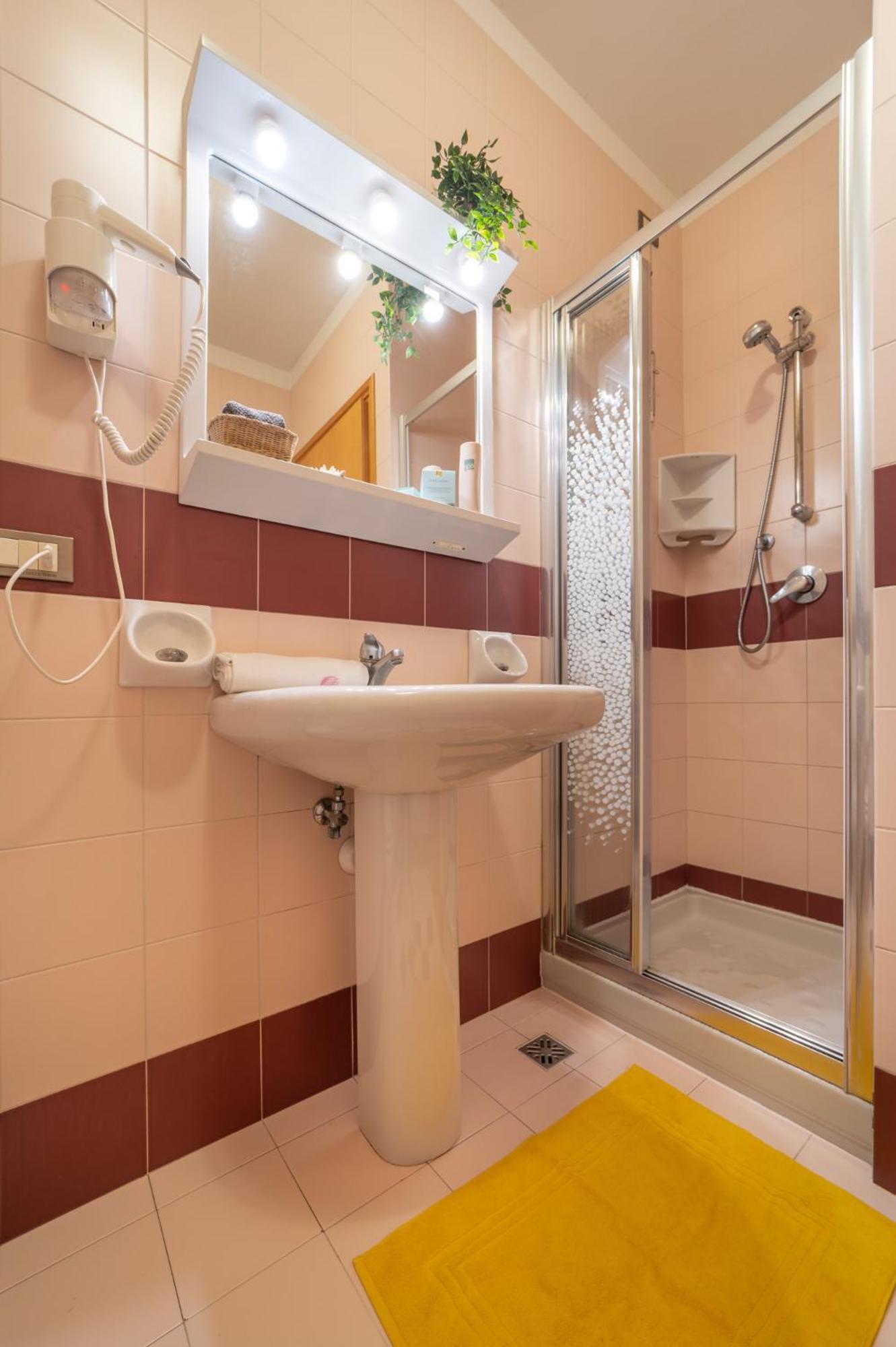 Residenza Delle Terme Lägenhet Bibione Exteriör bild