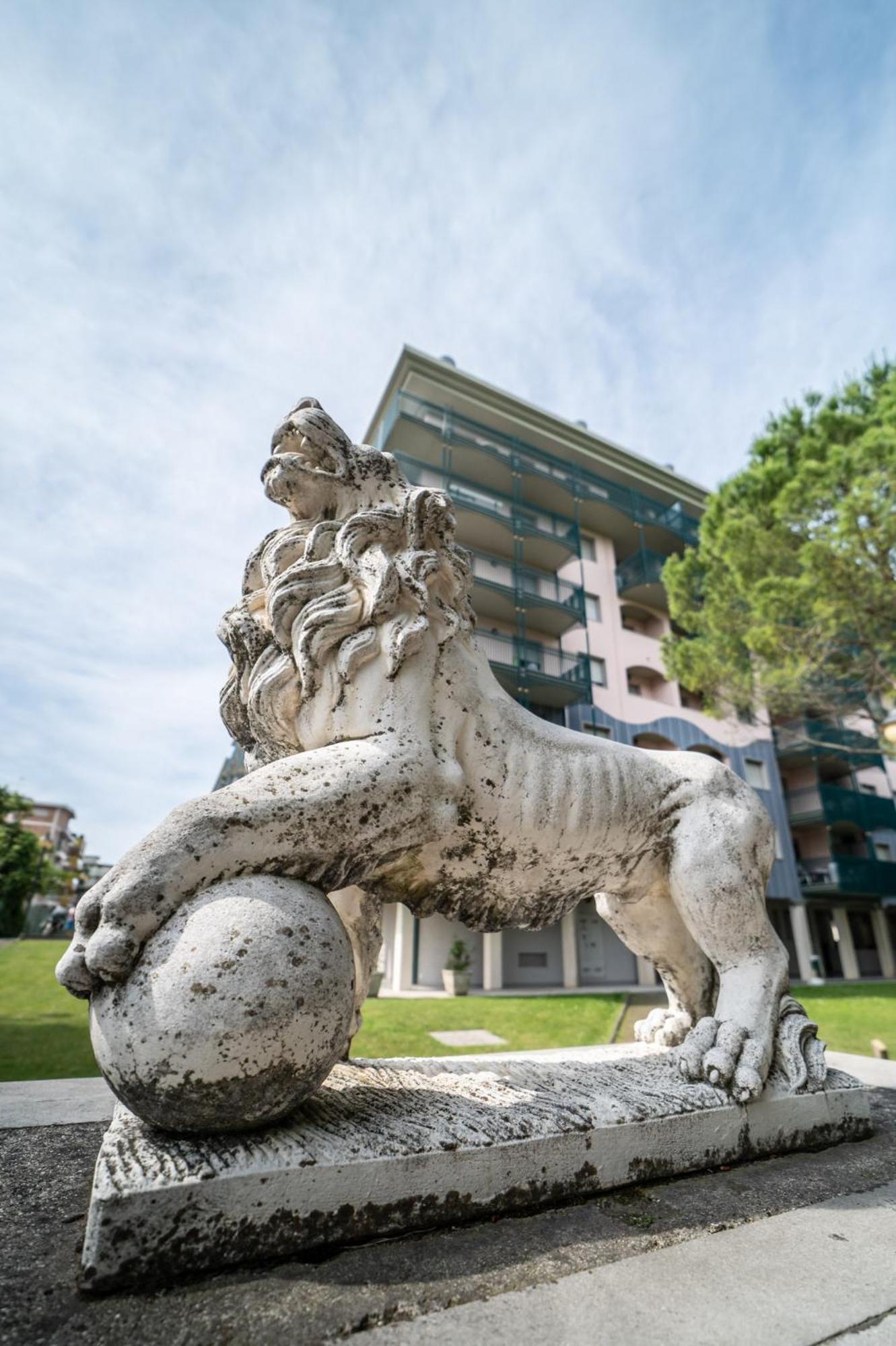 Residenza Delle Terme Lägenhet Bibione Exteriör bild