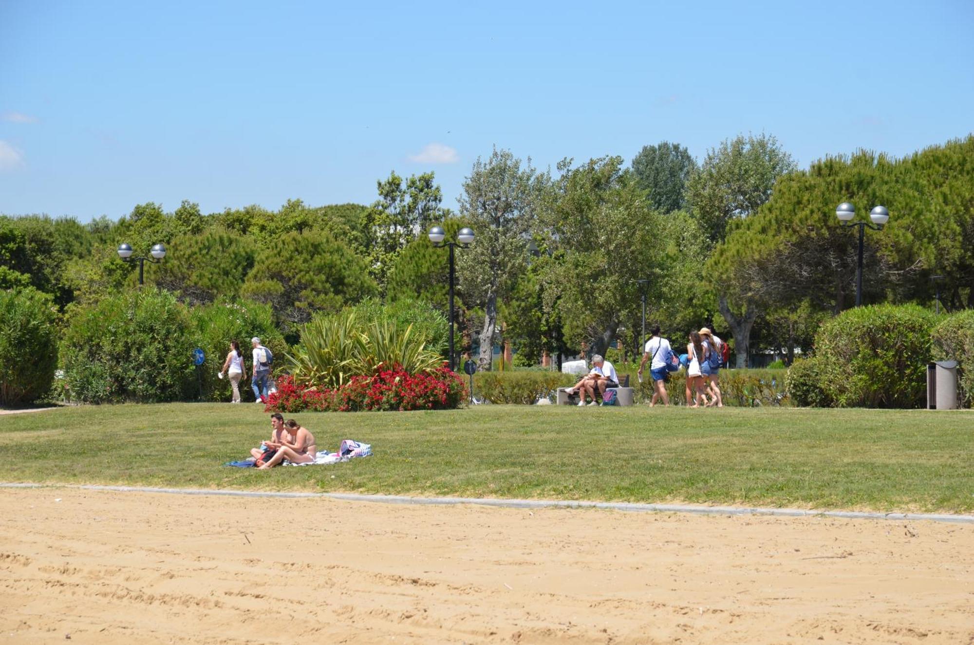 Residenza Delle Terme Lägenhet Bibione Exteriör bild